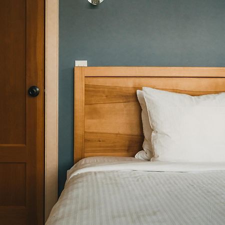 The Sentinel Hotel Kaslo Ngoại thất bức ảnh